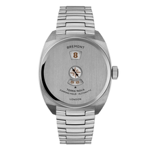 Load image into Gallery viewer, Bremont Terra Nova 38mm Jumping Hour Steel on steel bracelet, front